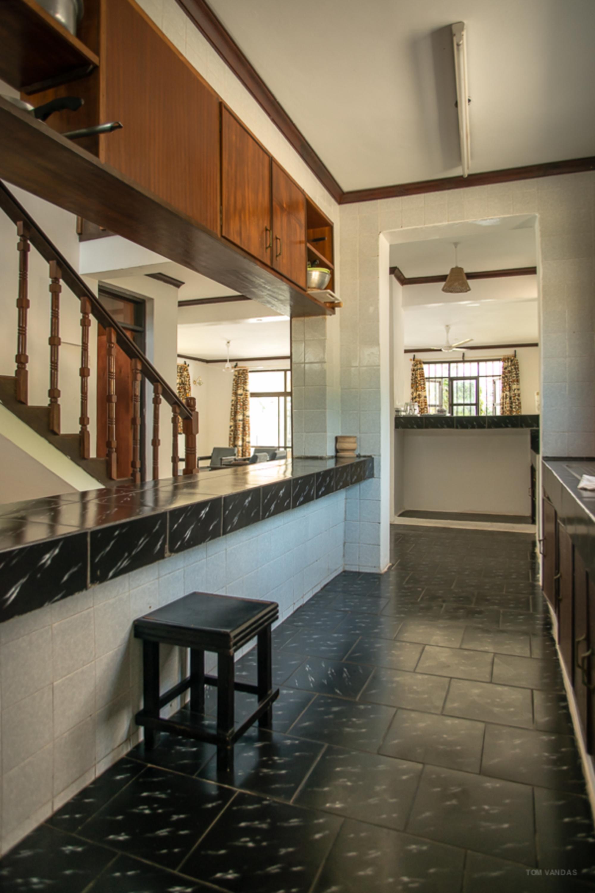 Bahari Dhow Beach Villas Diani Beach Exterior photo